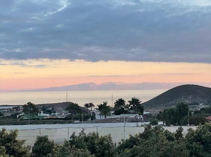 Pajaros Санта-Крус-де-Тенерифе